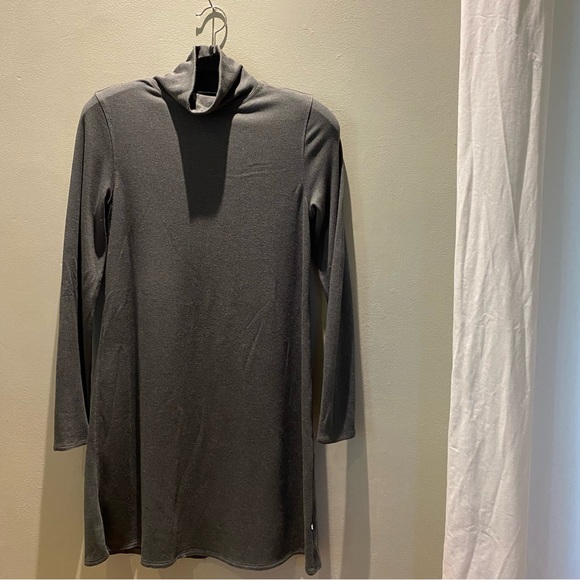 Kit and Ace Turtleneck Dress XS - Picture 2 of 5